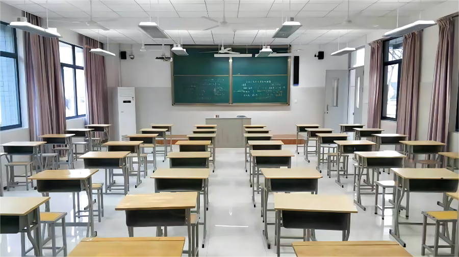 均衡声场的教室音箱